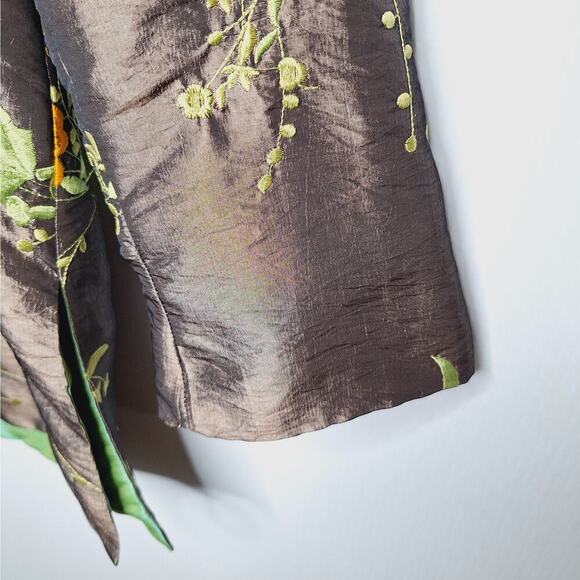 Anis. A Embroidered Cheongsam Jacket Floral Art To Wear Artsy Iridescent M Silk - Picture 9 of 11